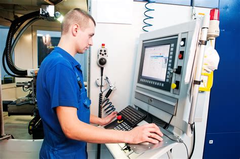 what is a cnc technician